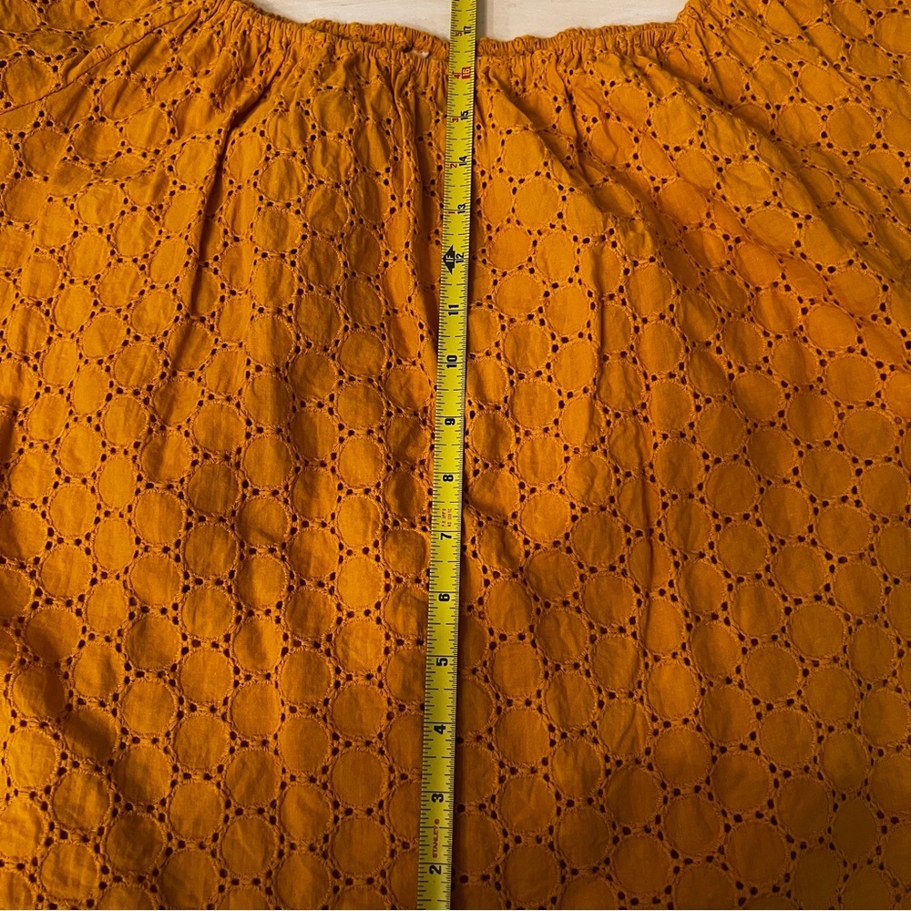Universal Thread Yellow Eyelet Women's Top - Picture 7 of 7